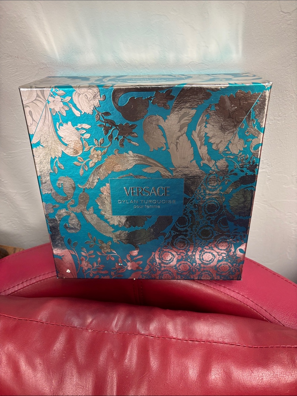 Versace Dylan Turquoise Boxed Set — Turquoise & Gold NWOT(1 BX)
